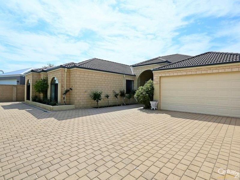 26 Santavea Mews, Halls Head WA 6210