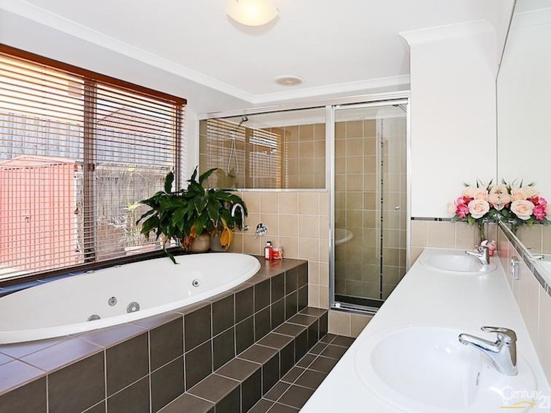 287 Peelwood Parade, Halls Head WA 6210