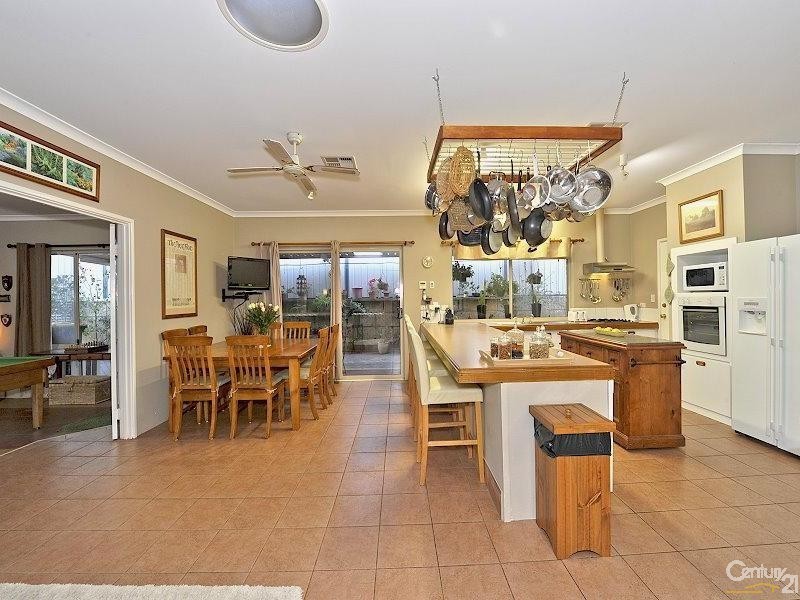 16 Donnybrook Turn, Dawesville WA 6211