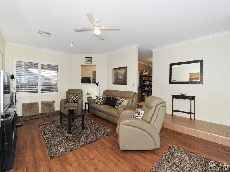 16 Donnybrook Turn, Dawesville WA 6211