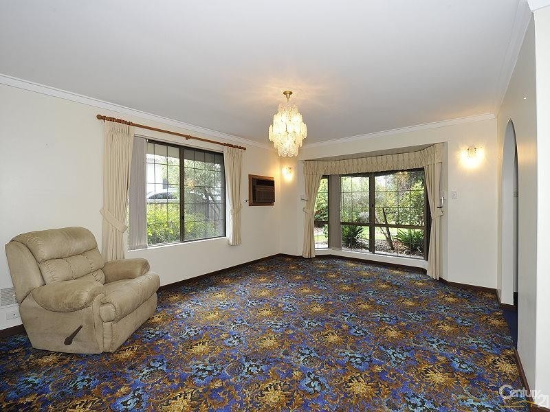 12 Watson Avenue, Coodanup WA 6210