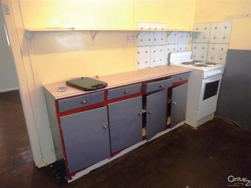 28 Service Street, Mandurah WA 6210