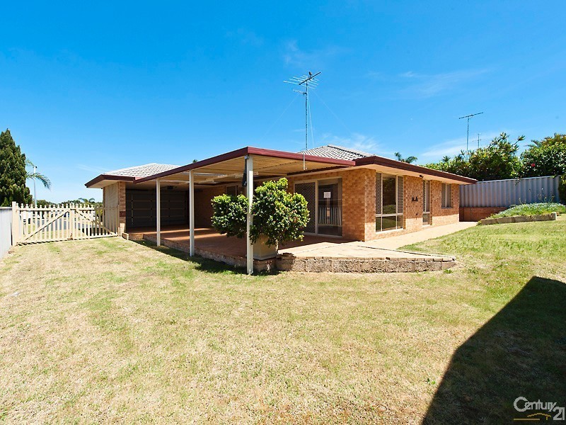 3 Wintersweet Place, Halls Head WA 6210
