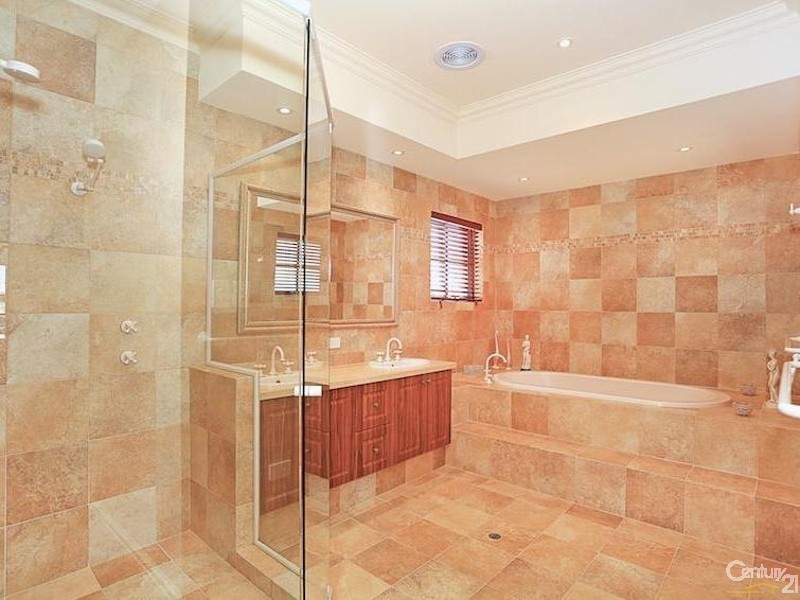 14 Picaroon Place, Halls Head WA 6210