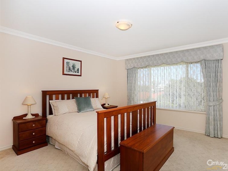 39 Yanrey Street, Golden Bay WA 6174