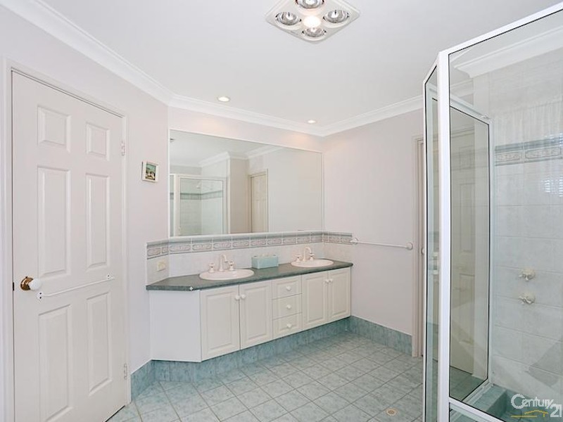 39 Yanrey Street, Golden Bay WA 6174