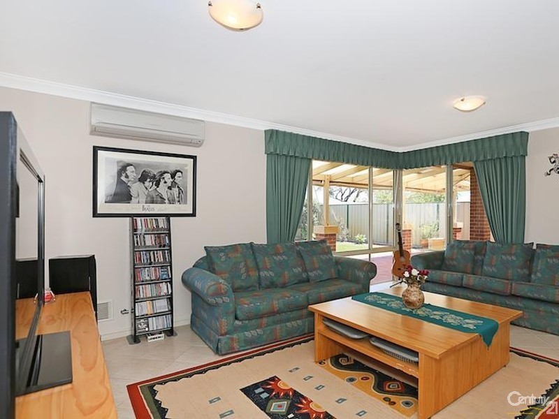 39 Yanrey Street, Golden Bay WA 6174