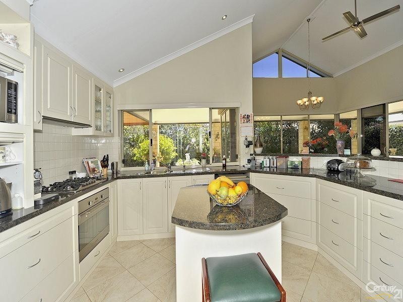 8 Maggie Way, Coodanup WA 6210