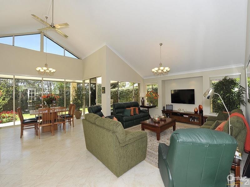 8 Maggie Way, Coodanup WA 6210