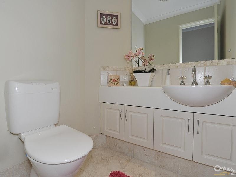 8 Maggie Way, Coodanup WA 6210