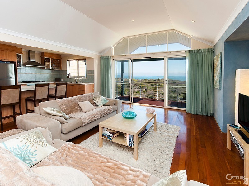 11 Abeona Parade, Madora Bay WA 6210