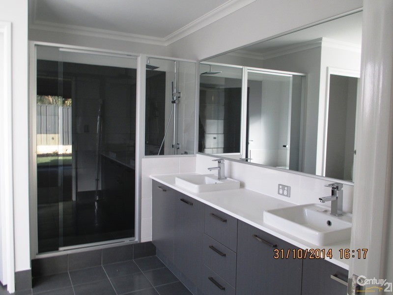 16 Budjan Approach, Dawesville WA 6211