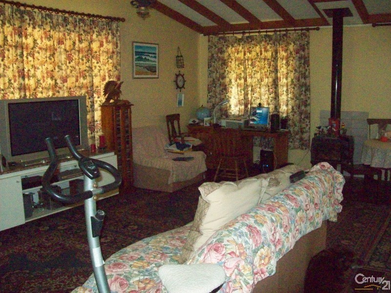 286 Newnham Road, Lake Clifton WA 6215