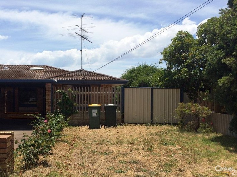 32B Hackett Street, Mandurah WA 6210