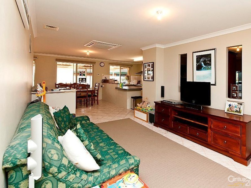 7 Langar Court, Erskine WA 6210