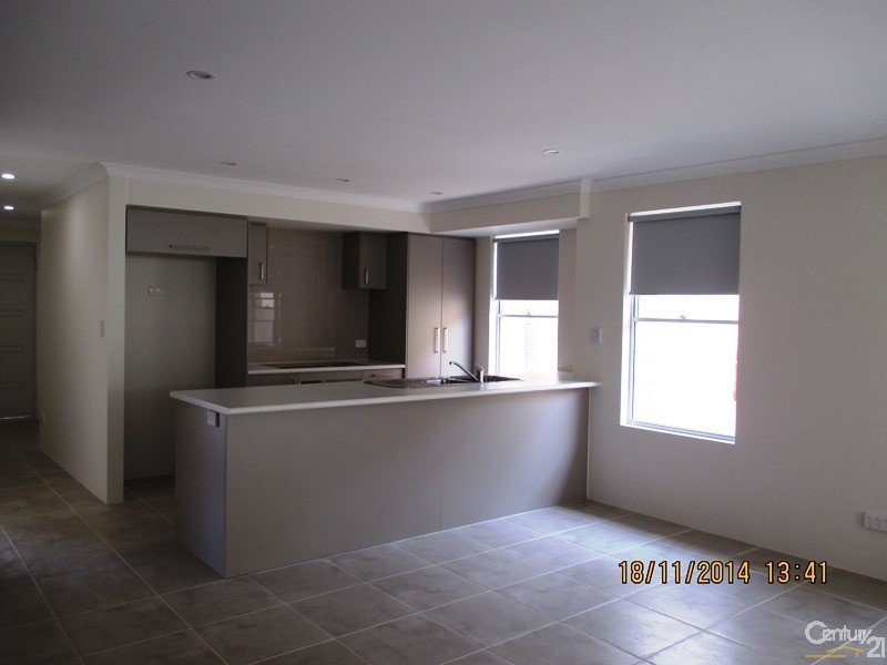 3 Tuart Avenue, Mandurah WA 6210