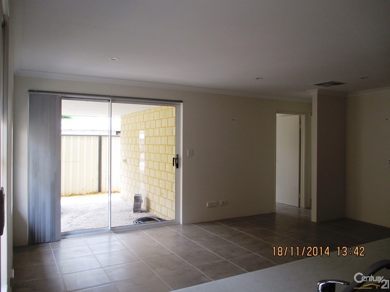 3 Tuart Avenue, Mandurah WA 6210