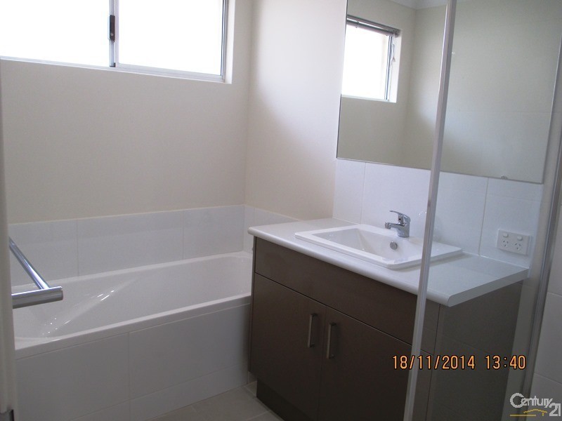 3 Tuart Avenue, Mandurah WA 6210