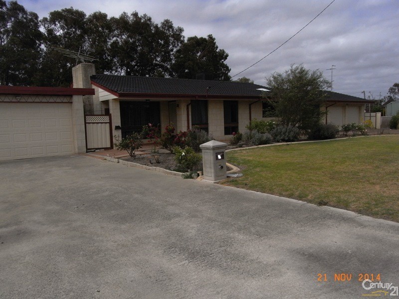 1 Nairn Road, Coodanup WA 6210