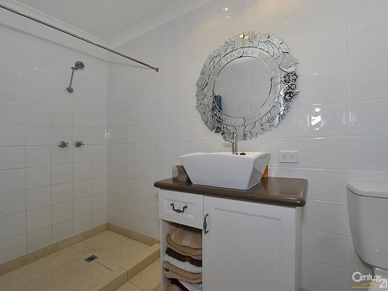 23 Admiralty Crescent, Halls Head WA 6210