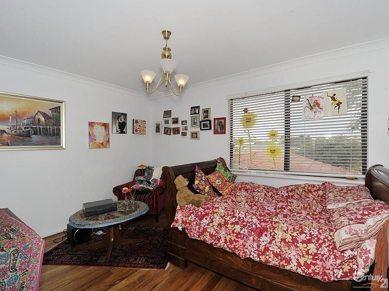 23 Admiralty Crescent, Halls Head WA 6210