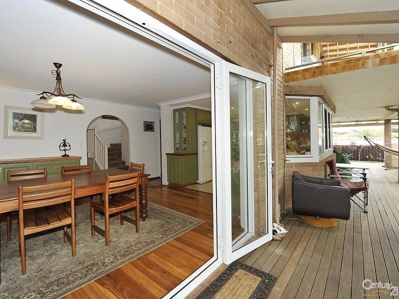 23 Admiralty Crescent, Halls Head WA 6210