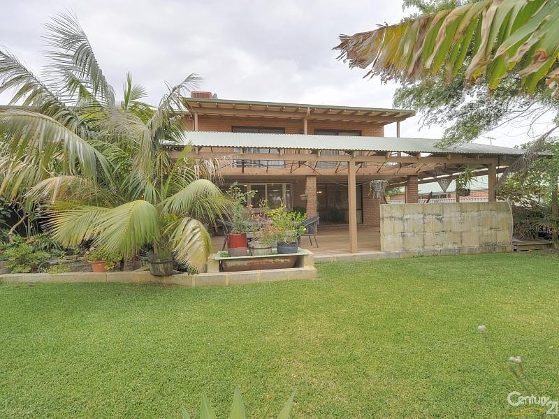 23 Admiralty Crescent, Halls Head WA 6210