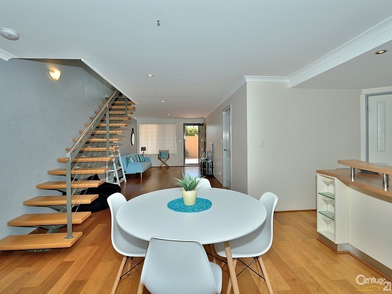 4/47 Tuckey Street, Mandurah WA 6210