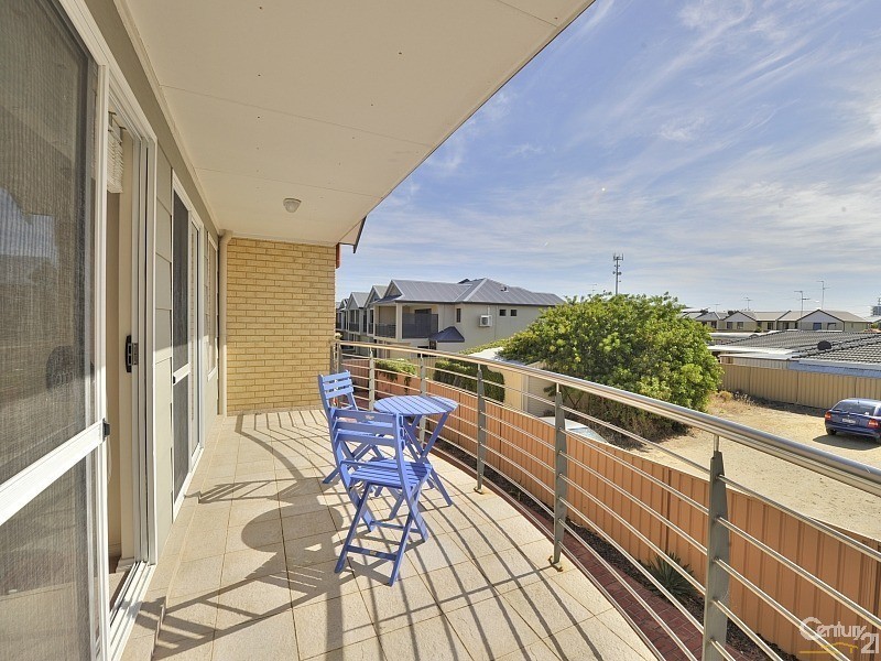 4/47 Tuckey Street, Mandurah WA 6210