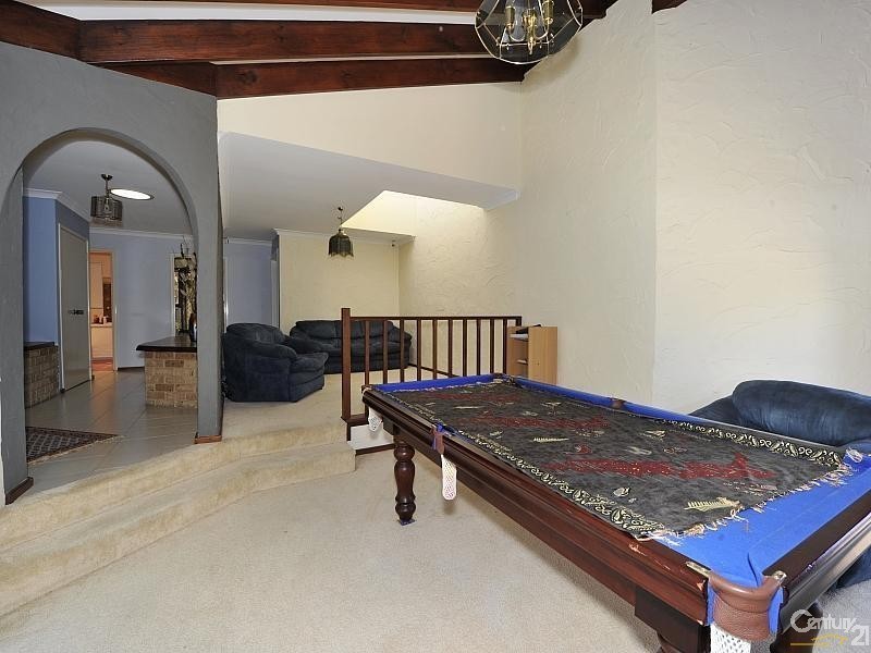 16 Karinga Road, San Remo WA 6210