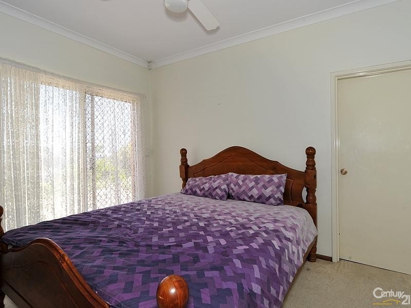 16 Karinga Road, San Remo WA 6210