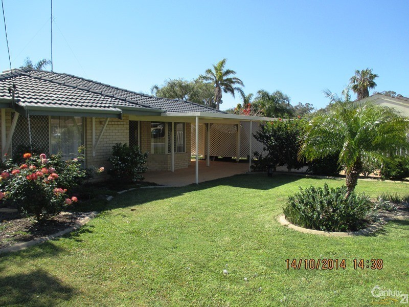 4 Torrens Place, Greenfields WA 6210