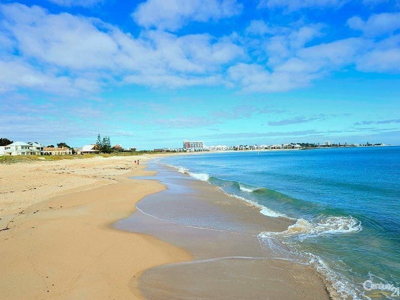 20 Breaker Close, Silver Sands WA 6210