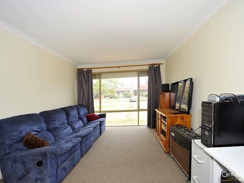 6 Heath Street, Singleton WA 6175