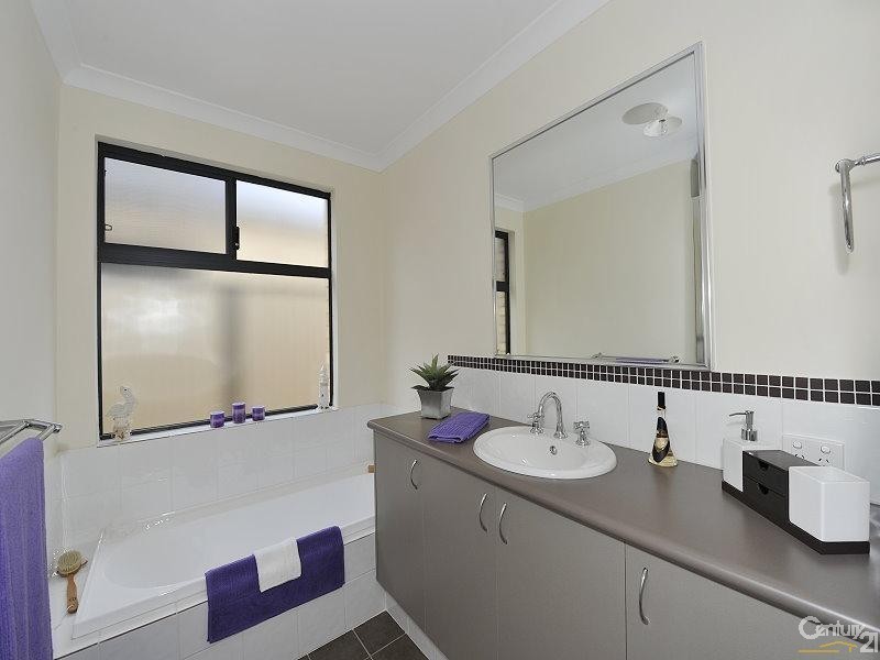 3/27 Meadow Springs Drive, Meadow Springs WA 6210