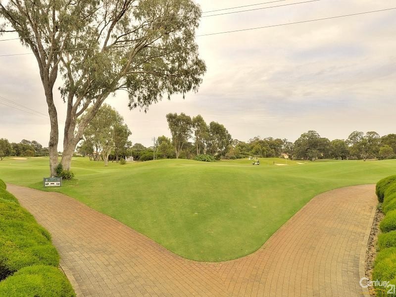 6 Jester Parkway, Meadow Springs WA 6210