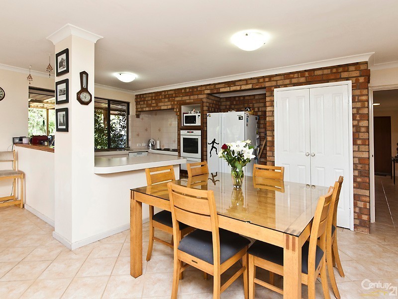 50 Janis Street, Halls Head WA 6210