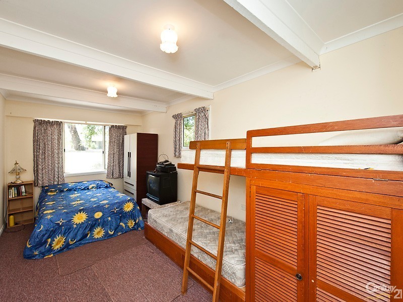 16 Pallas Way, San Remo WA 6210