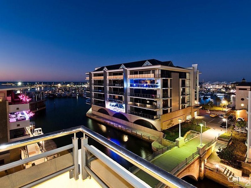 5/16 Torcello Mews, Mandurah WA 6210