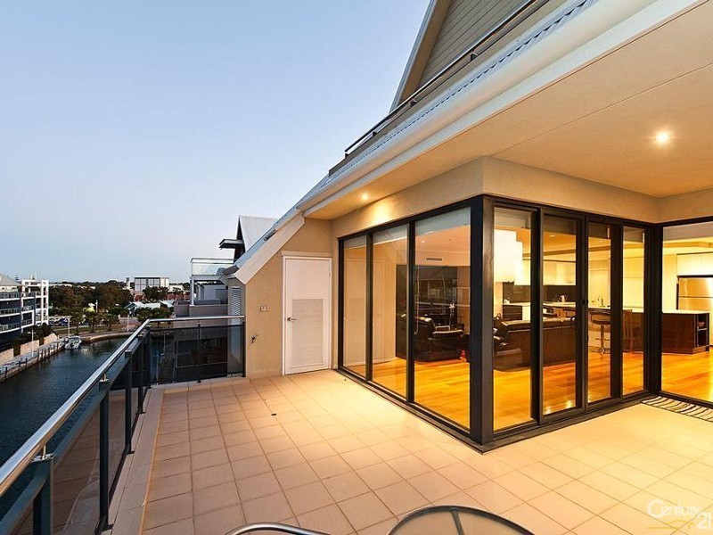 5/16 Torcello Mews, Mandurah WA 6210