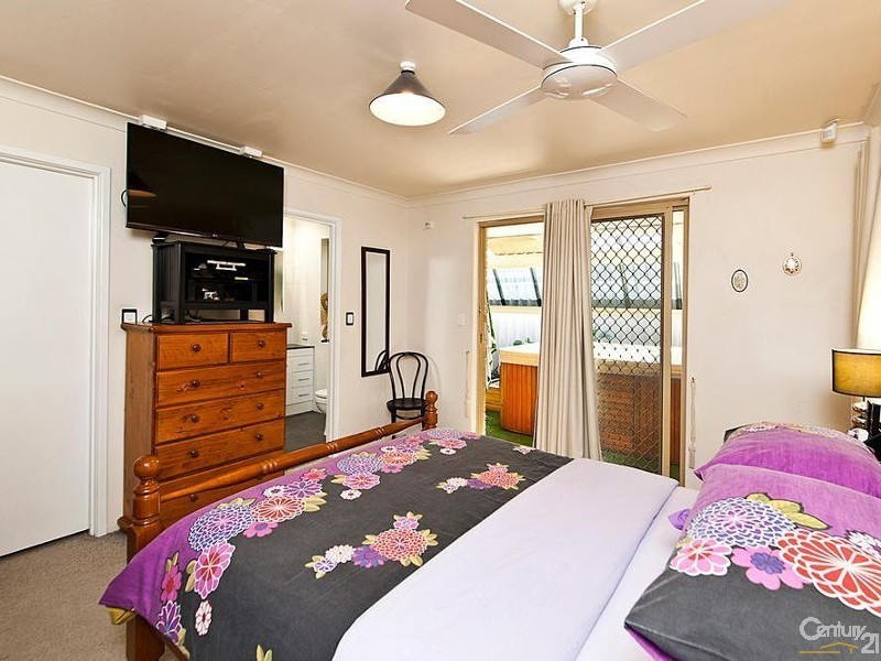 21 Windsor Way, Falcon WA 6210