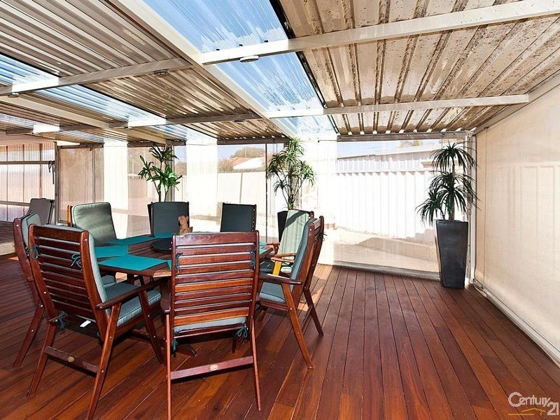 21 Windsor Way, Falcon WA 6210