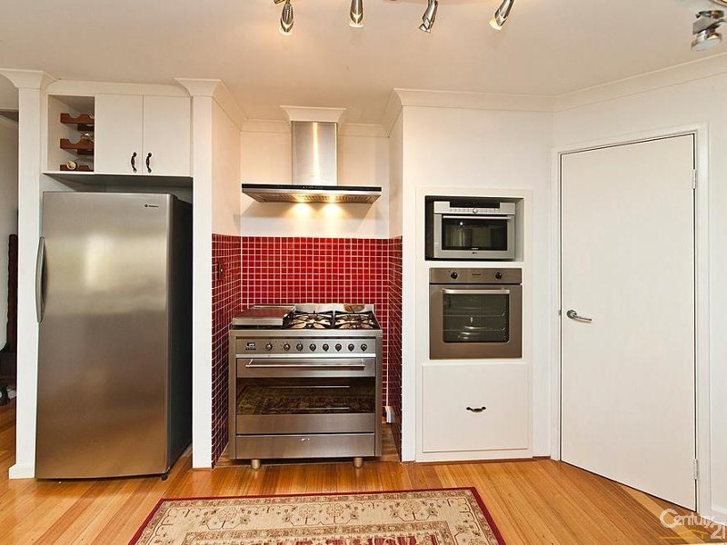 19 Ballard Meander, Lakelands WA 6180