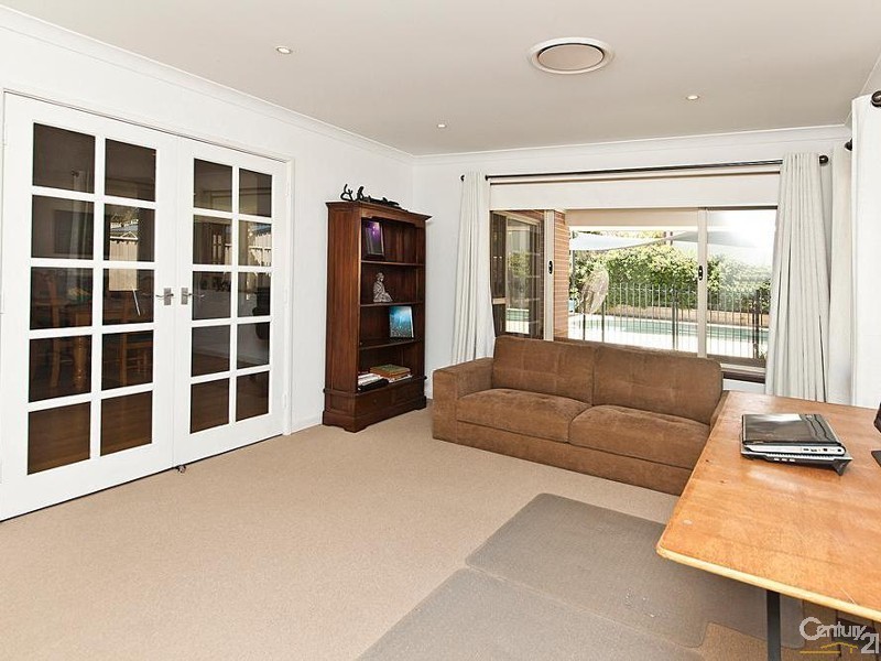 19 Ballard Meander, Lakelands WA 6180