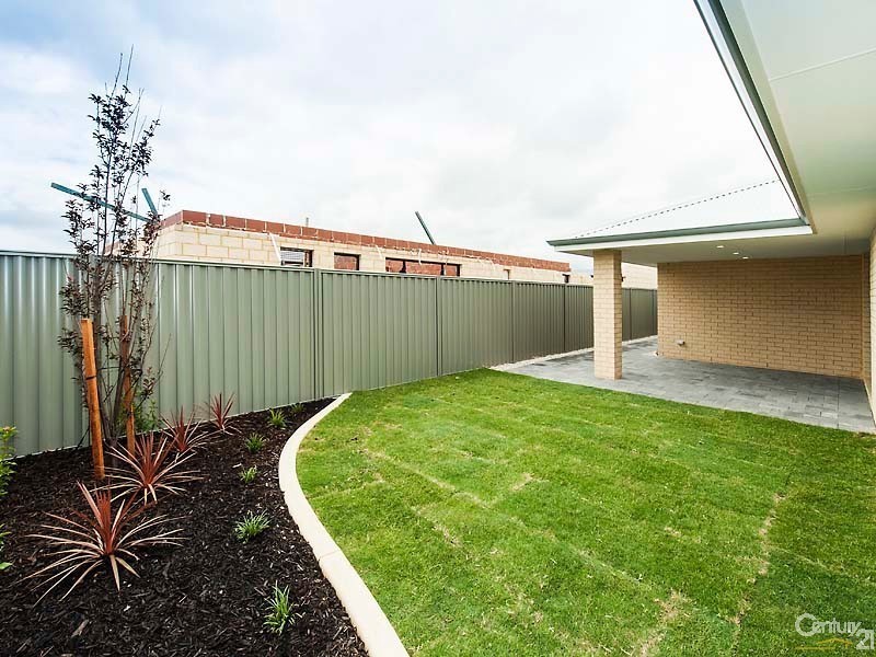 19 Dutton Gardens, South Yunderup WA 6208