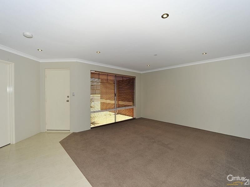 326 Pebble Beach Boulevard, Meadow Springs WA 6210