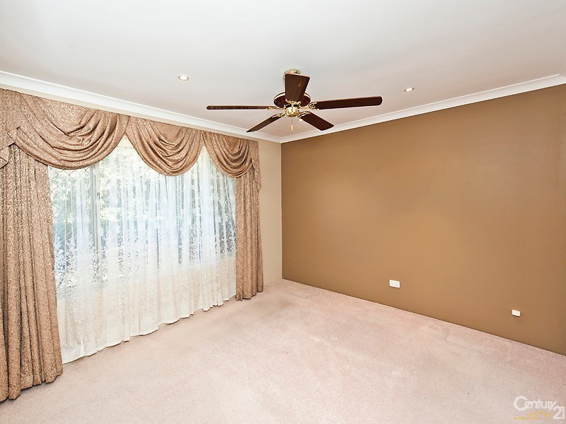 3 Wintersweet Place, Halls Head WA 6210