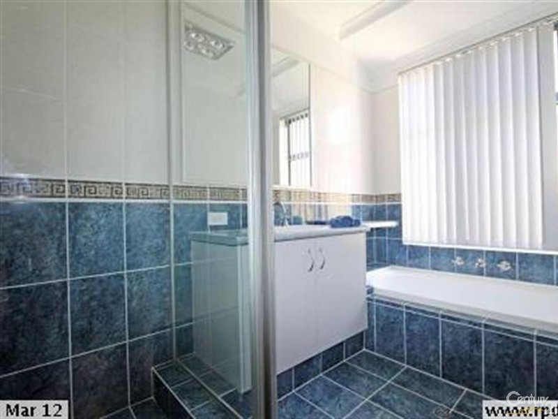 22 Jubata Gardens, Dudley Park WA 6210