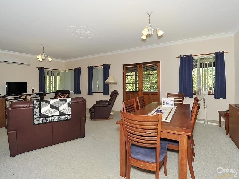 231 Tuart Grove Avenue, Lake Clifton WA 6215