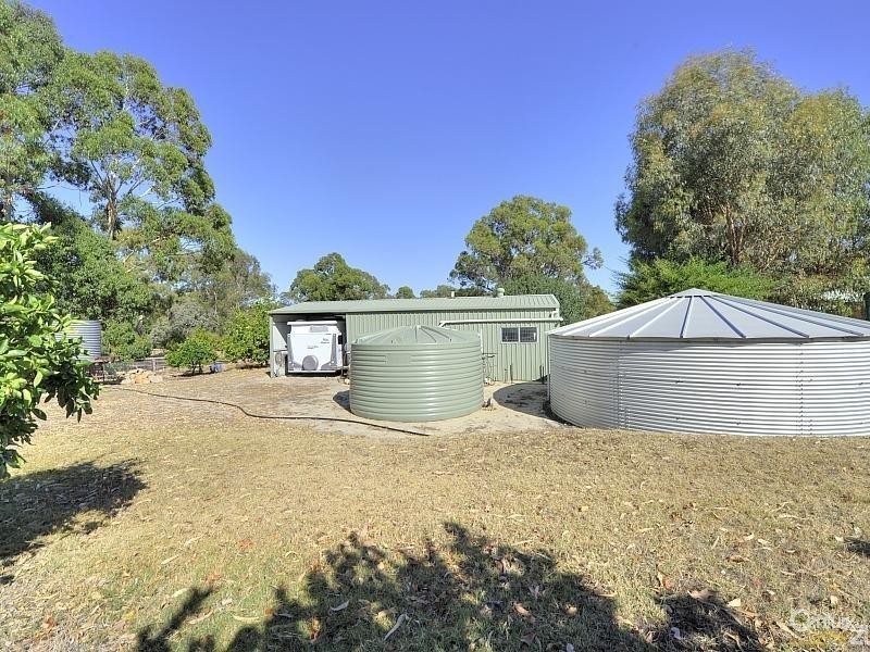 231 Tuart Grove Avenue, Lake Clifton WA 6215